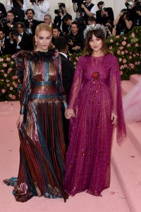 Grace Johnson i Dakota Johnson, Fot. Getty Images