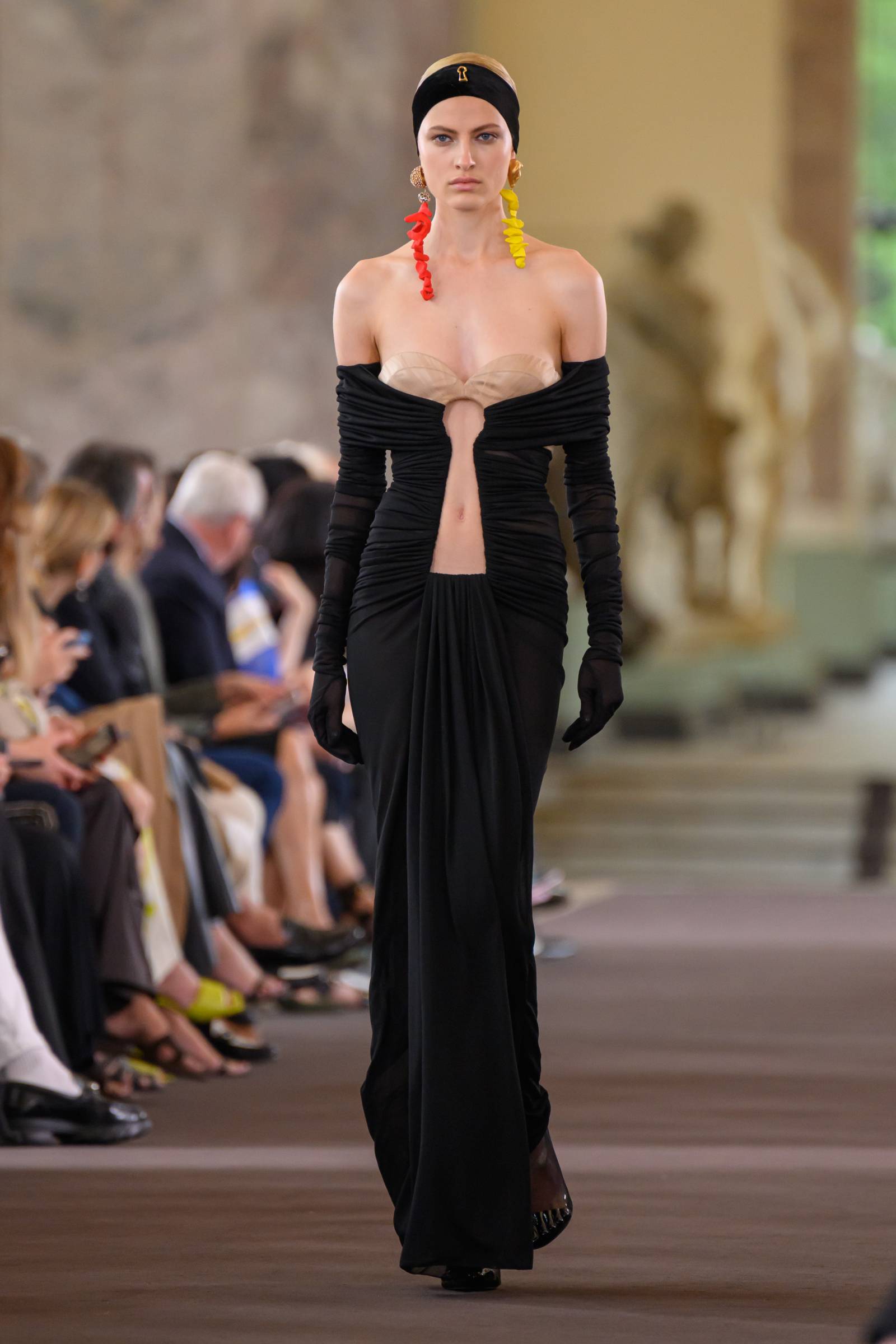 Schiaparelli haute couture jesień-zima 2023-2024