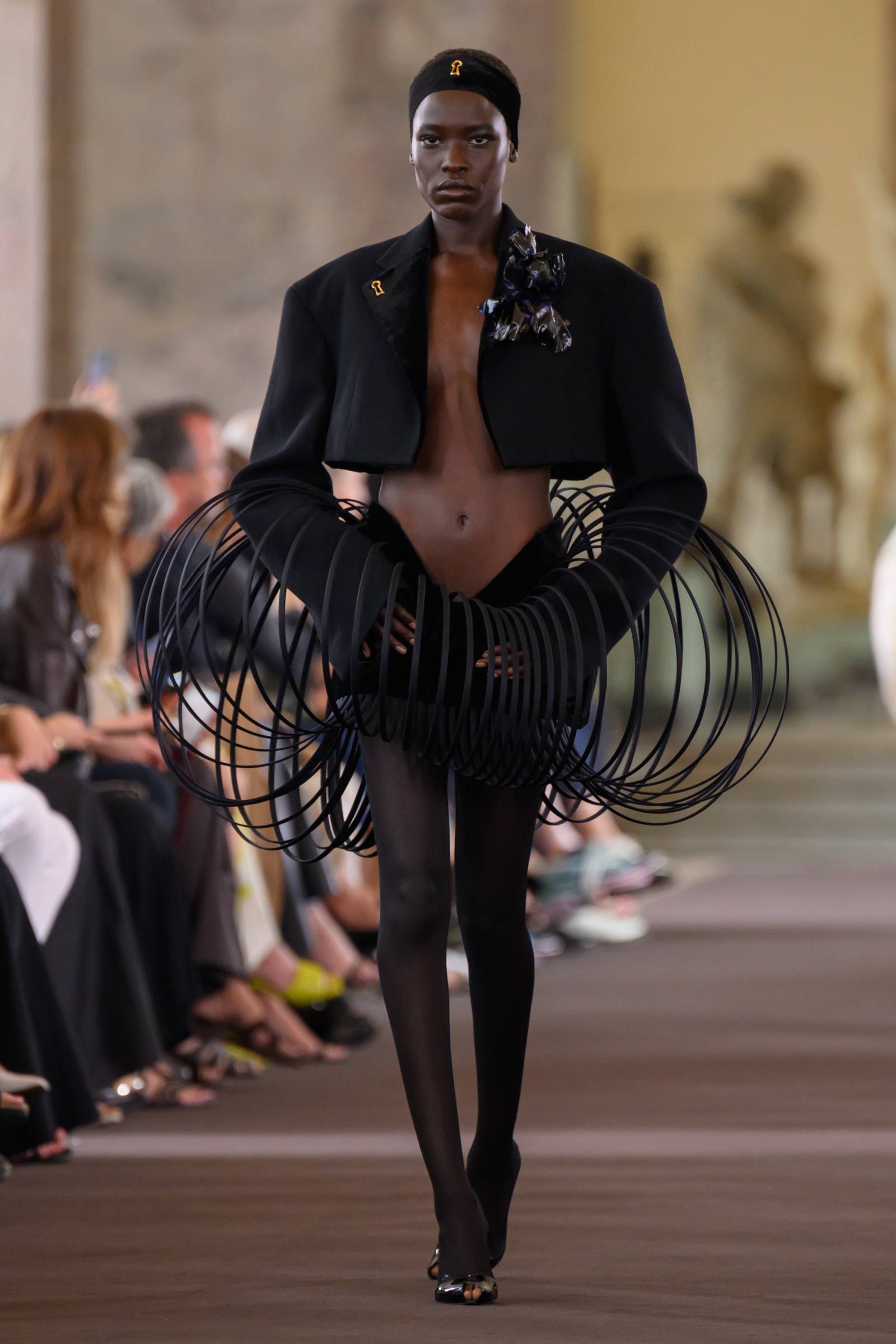 Schiaparelli haute couture jesień-zima 2023-2024