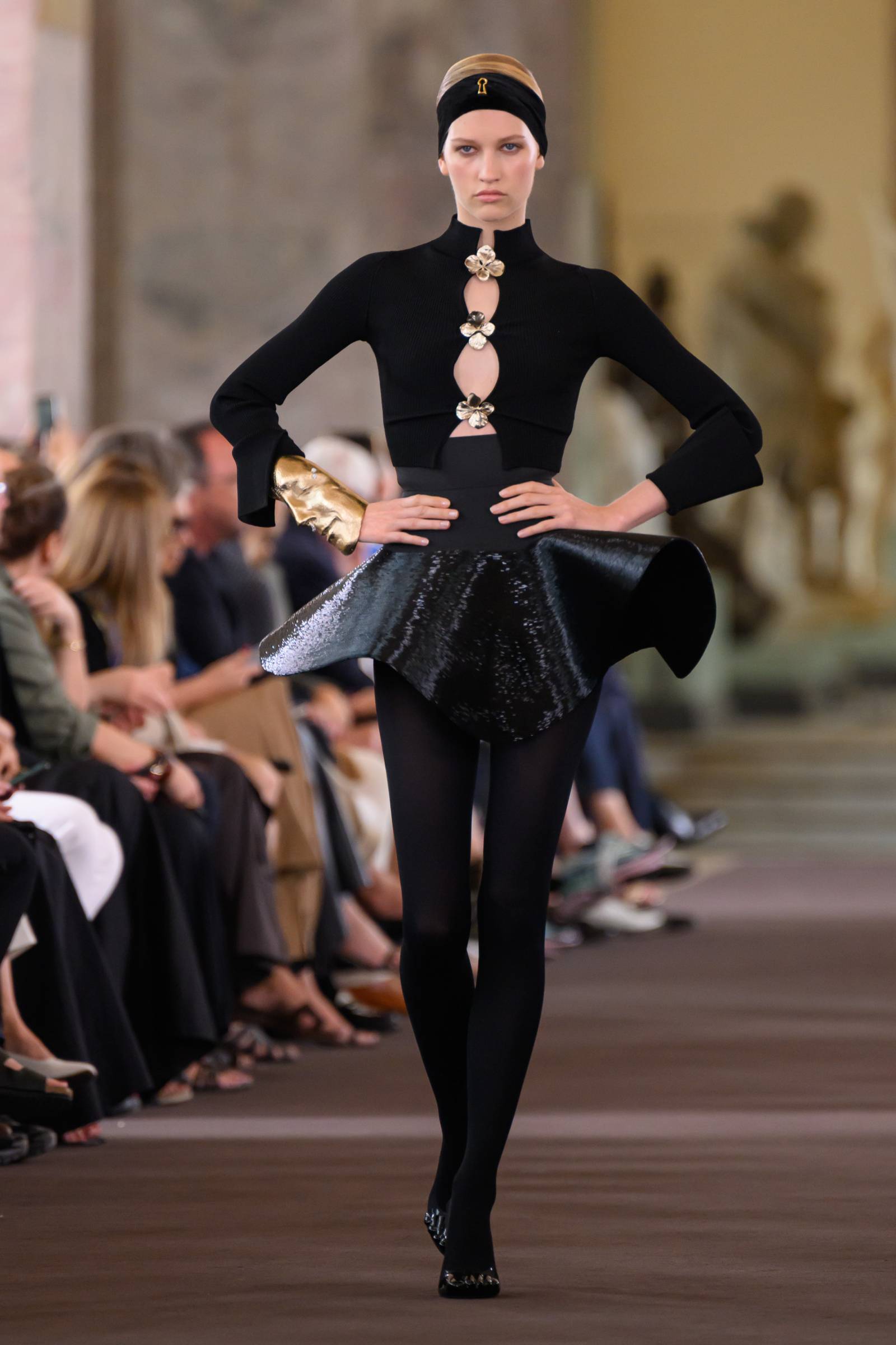 Schiaparelli haute couture jesień-zima 2023-2024