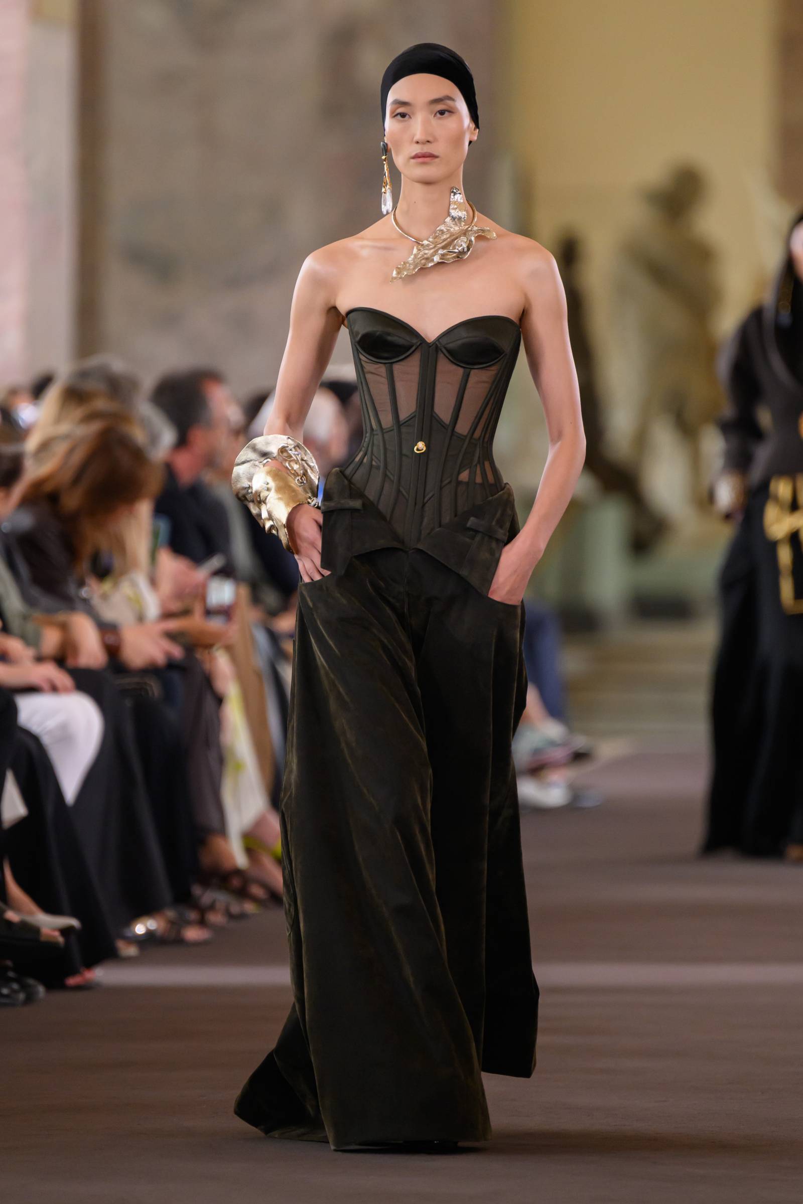 Schiaparelli haute couture jesień-zima 2023-2024