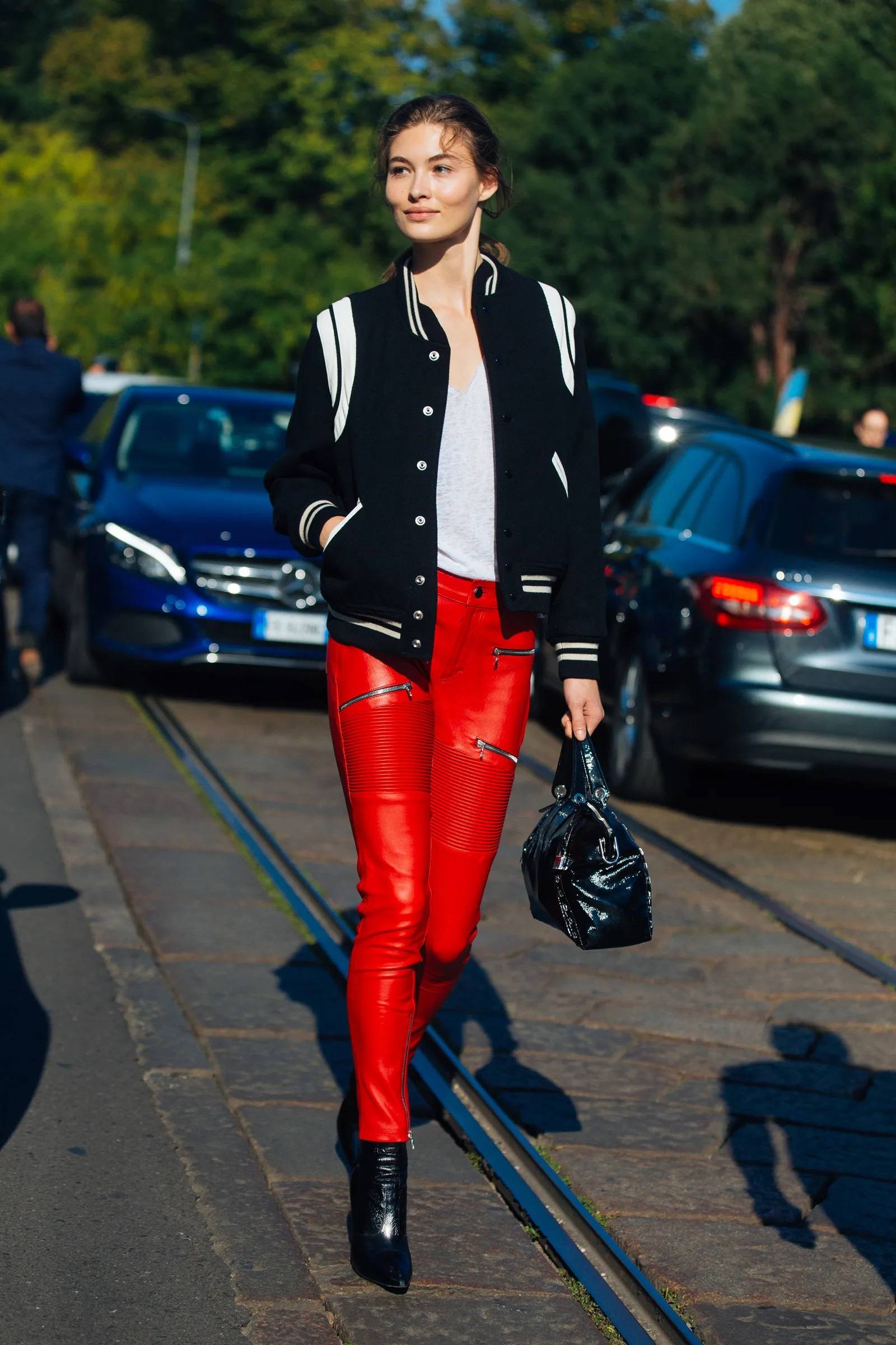 Grace Elizabeth na tygodniu mody w Mediolanie, wiosna-lato 2018 (Fot. Melodie Jeng)