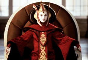 Portman jako Amidala, Fot. EastNews