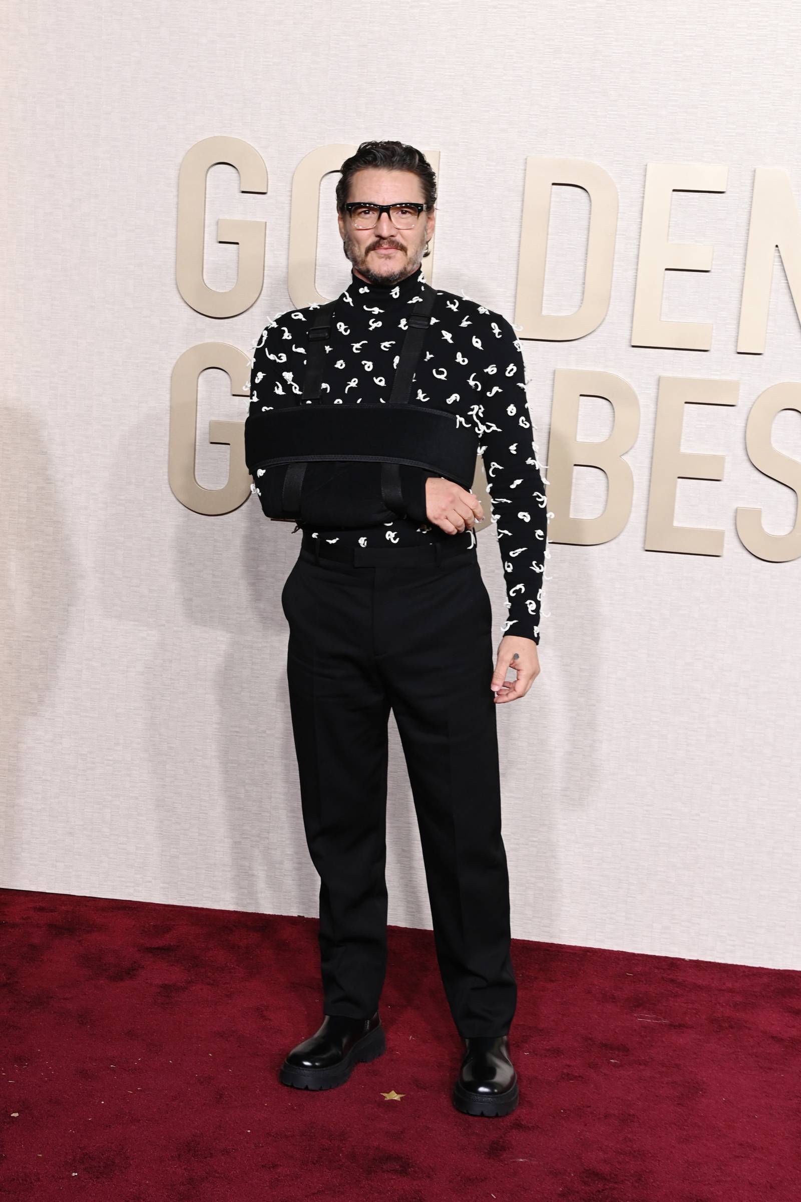 Pedro Pascal w Bottega Veneta