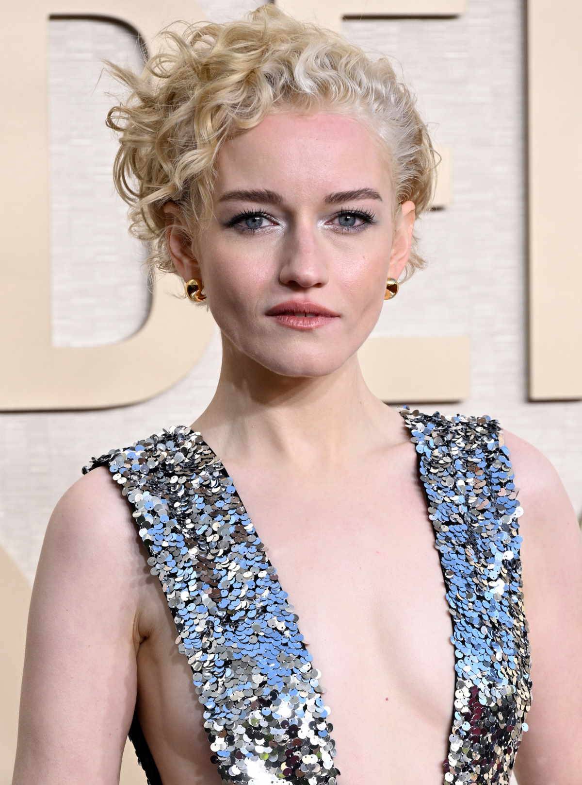 Julia Garner