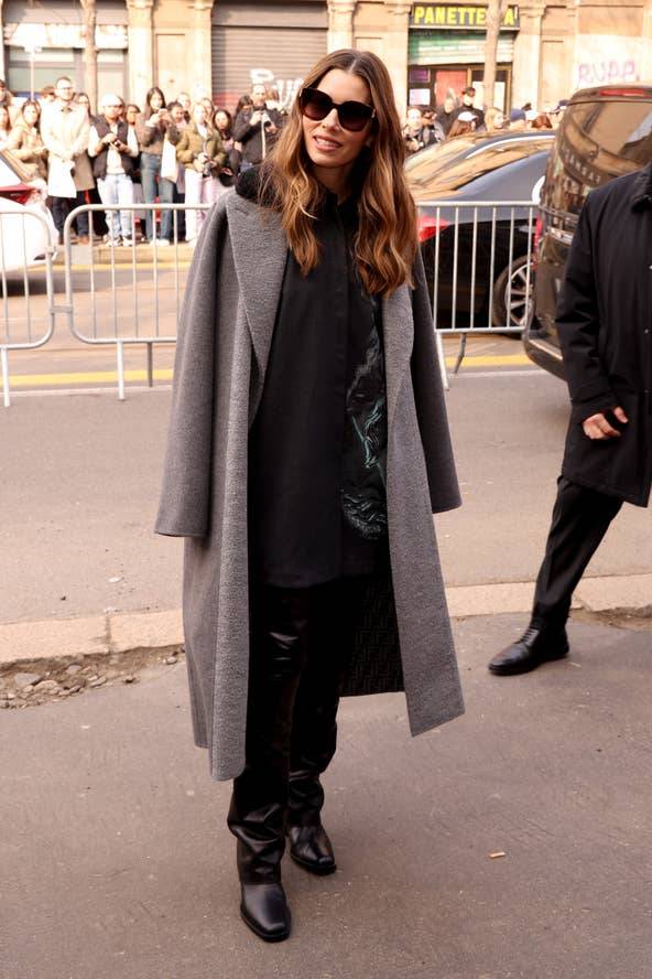Jessica Biel podczas tygodnia mody w Mediolanie na jesień 2024