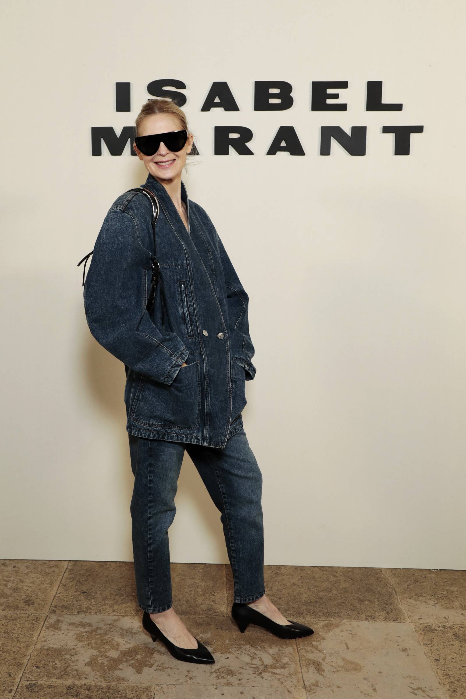 Kelly Rutherford na pokazie Isabel Marant jesień-zima 2024-2025