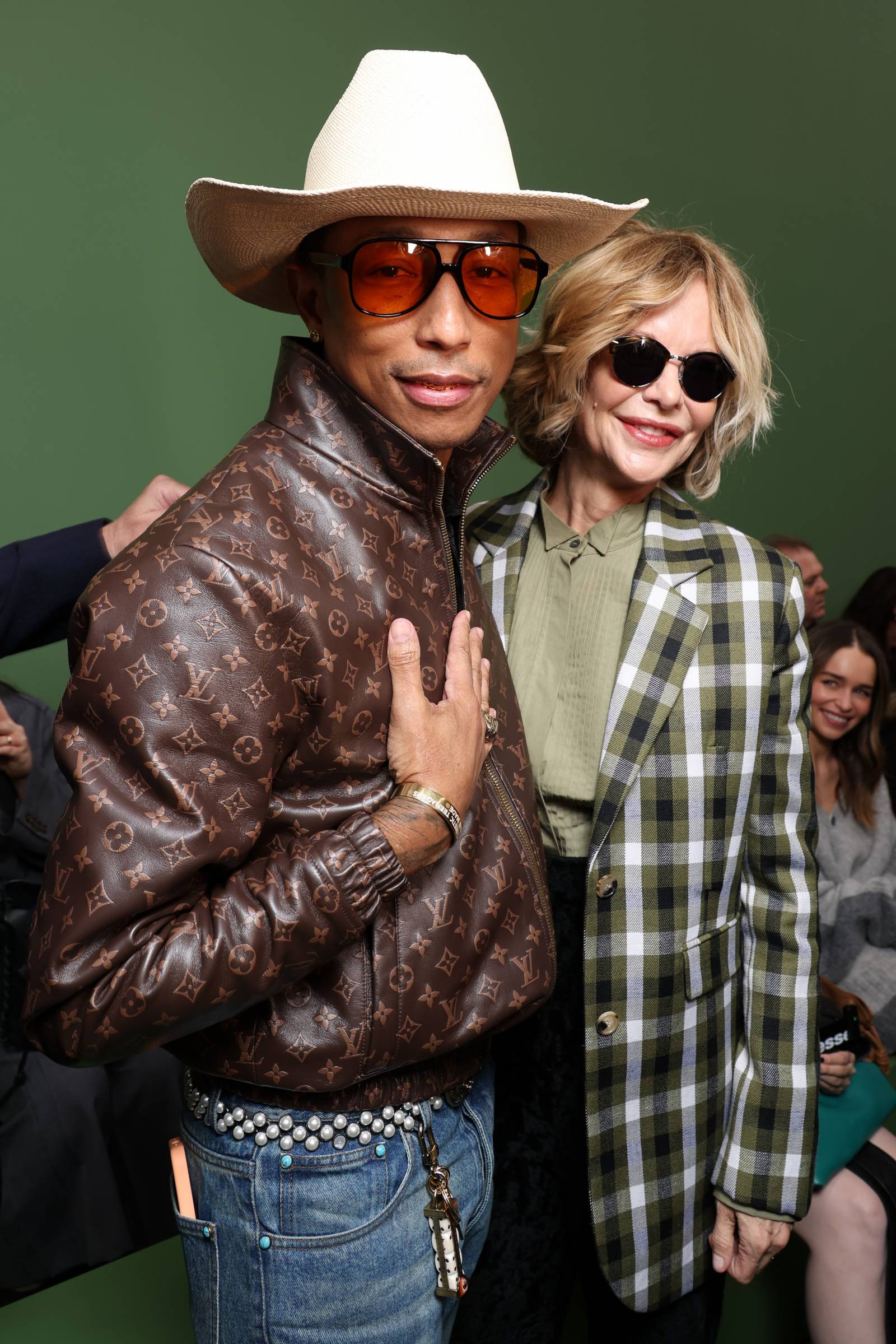 Pharrell Williams i Meg Ryan na pokazie Loewe jesień-zima 2024-2025