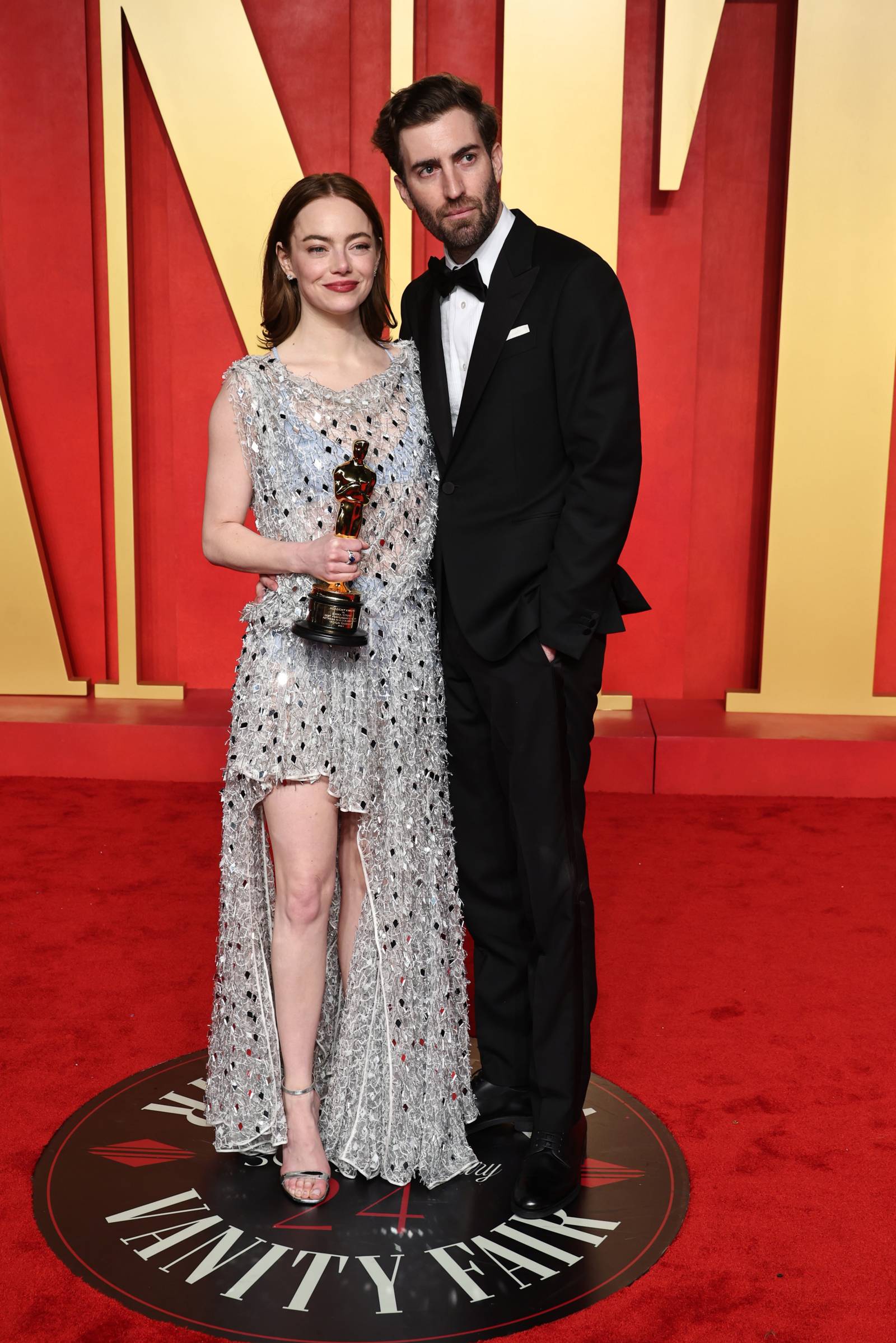 Emma Stone w Louis Vuitton z mężem Davem McCary 