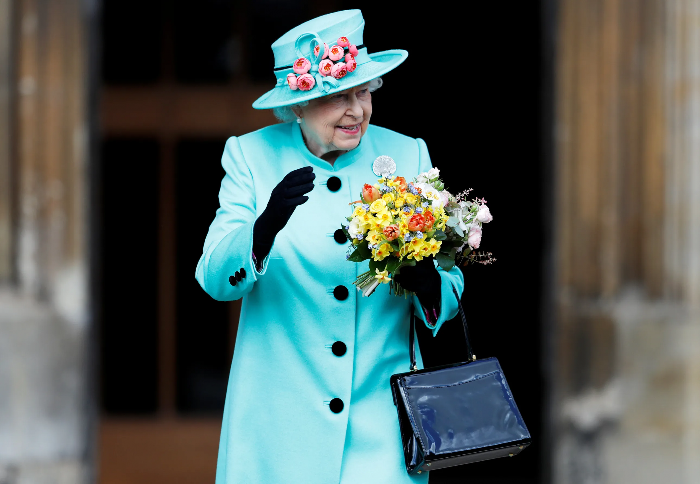 Królowa Elżbieta II opuszcza Wielkanoc w kwietniu 2017 r.