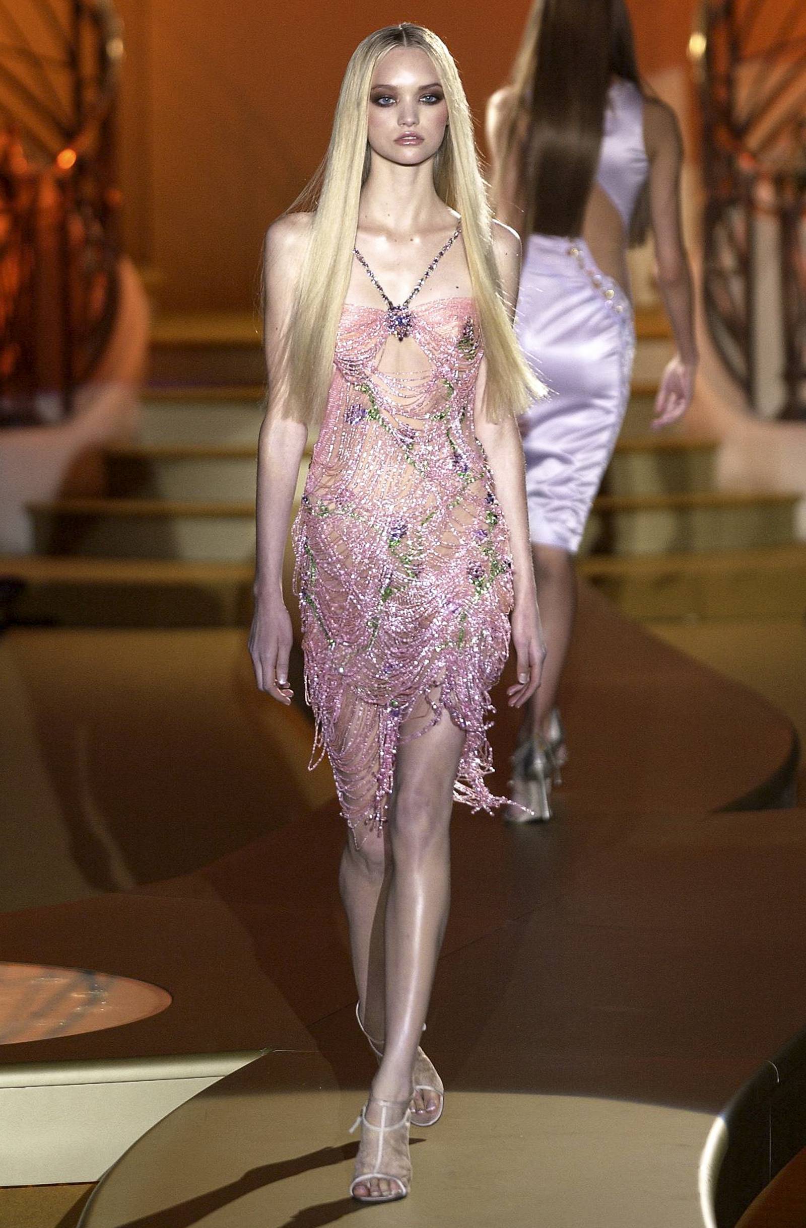 Pokaz Atelier Versace wiosna-lato 2004