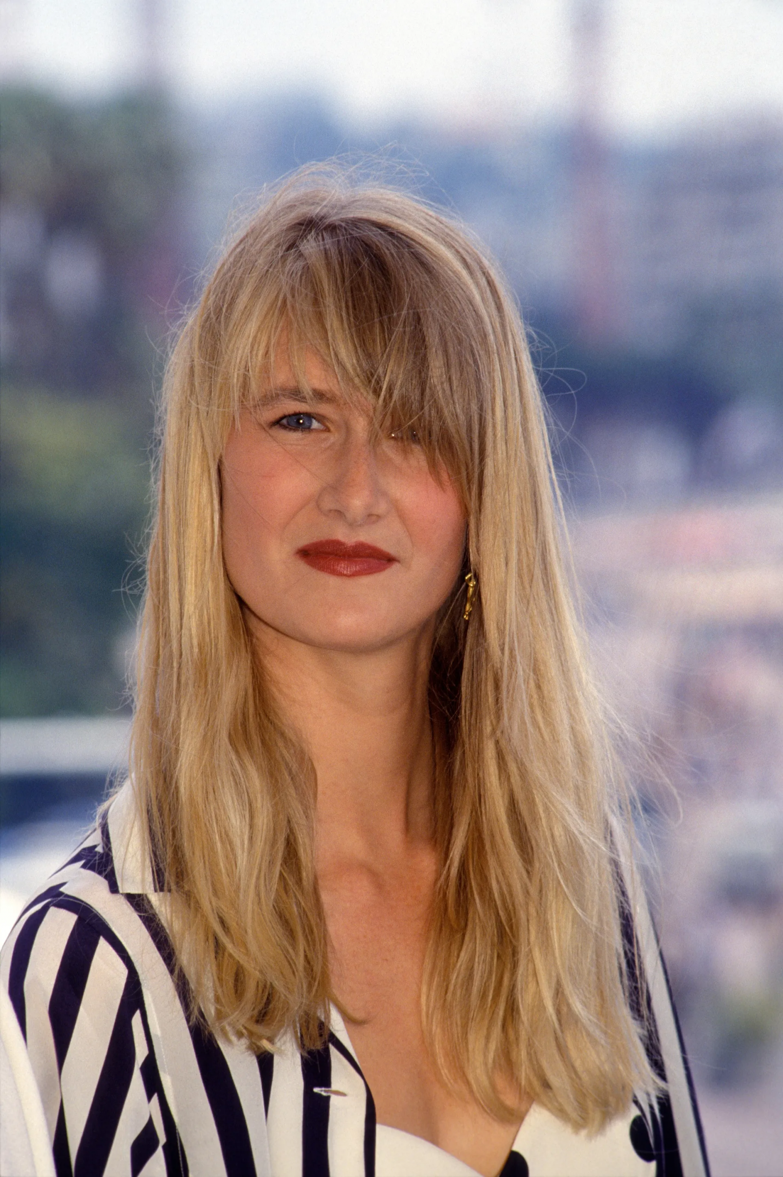 Laura Dern na przyjęciu z okazji premiery jej filmu „Dzikość serca” w 1990 roku