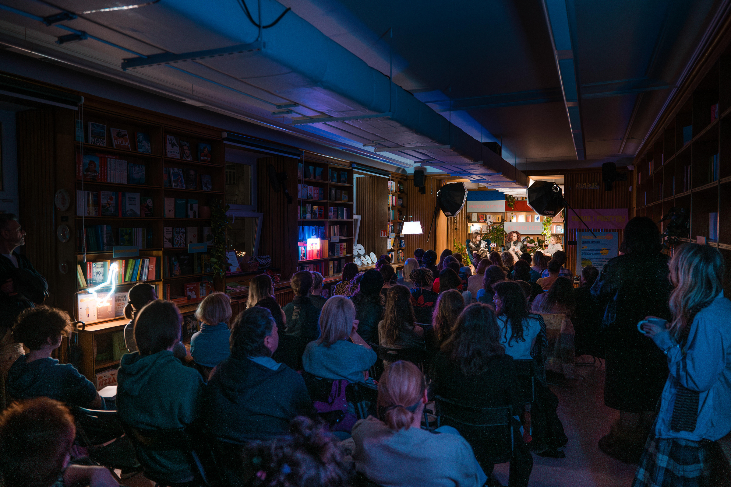 Premiera zbioru esejów odbyła się w Big Book Cafe MDM