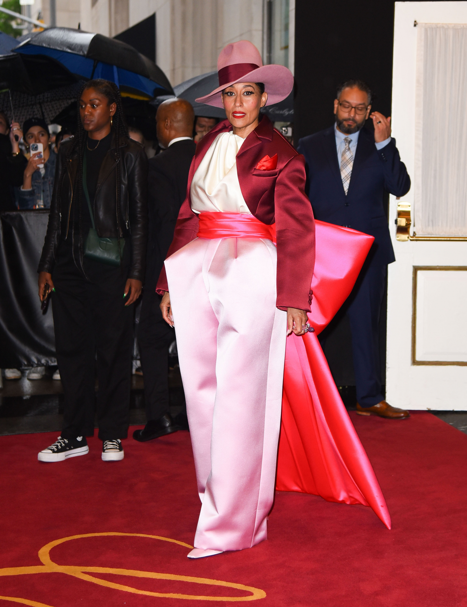 Tracee Ellis Ross w stylizacji od Marca Jacobsa