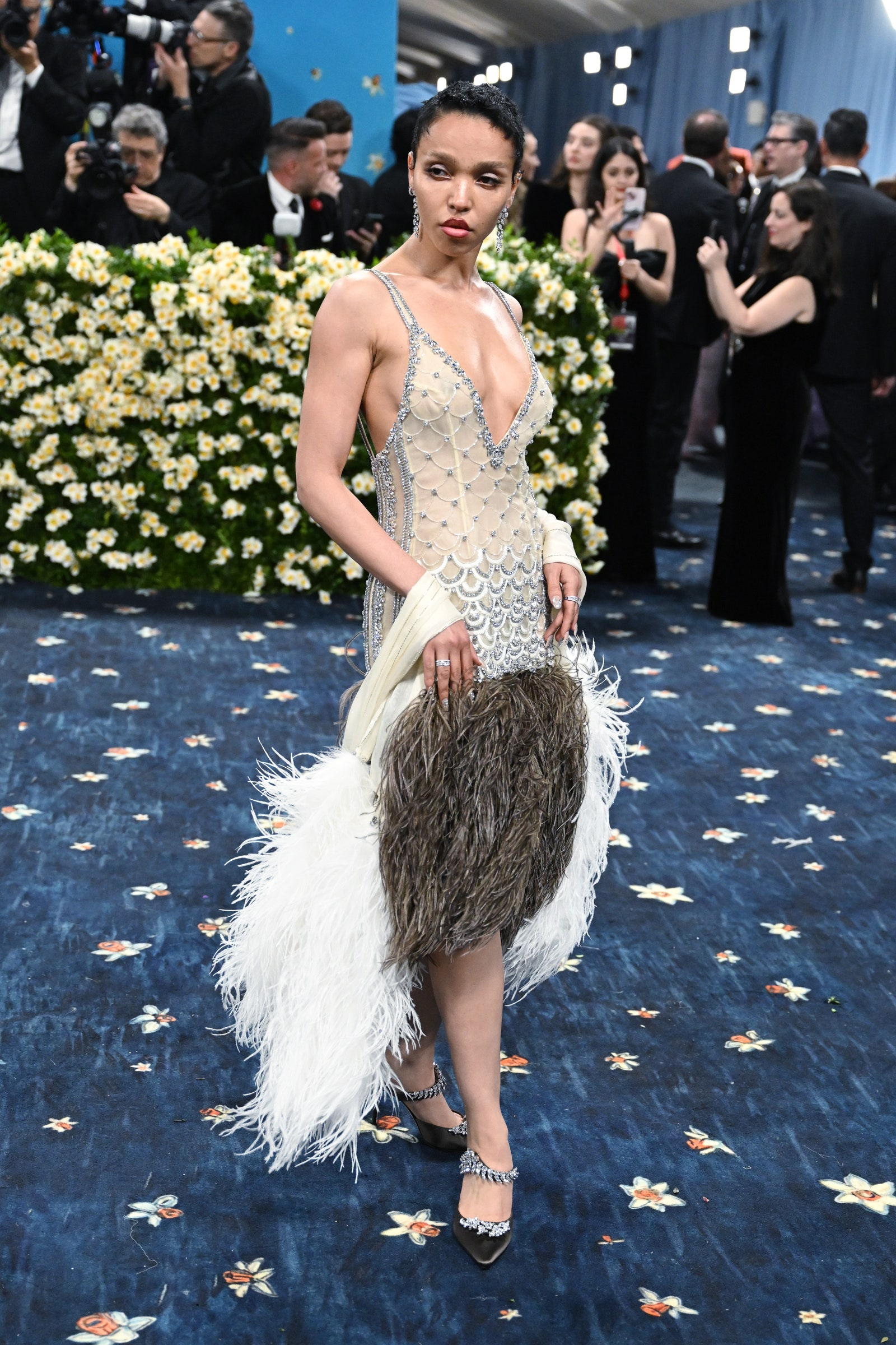 FKA Twigs w kreacji Wales Bonner