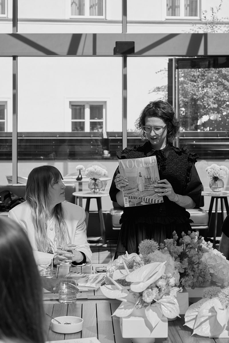 Otwarcie obrad i prezentacja nowego wydania „Vogue Polska Beauty ”. Na zdjęciu redaktorka naczelna „Vogue Polska Ina Lekiewicz Levy i szefowa działu urody Marta Waglewska