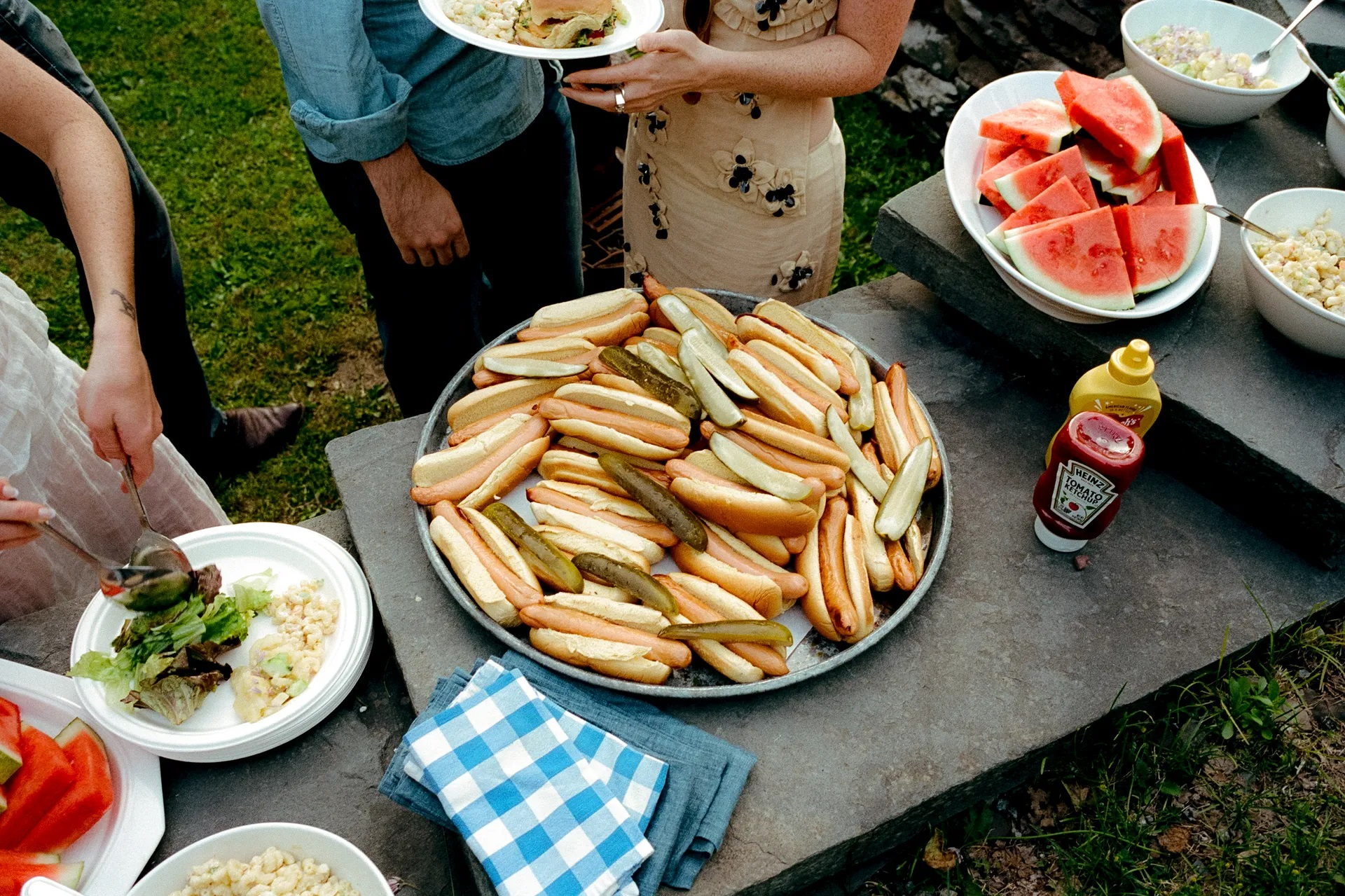 Grill w ogrodzie szefa Sohaila.