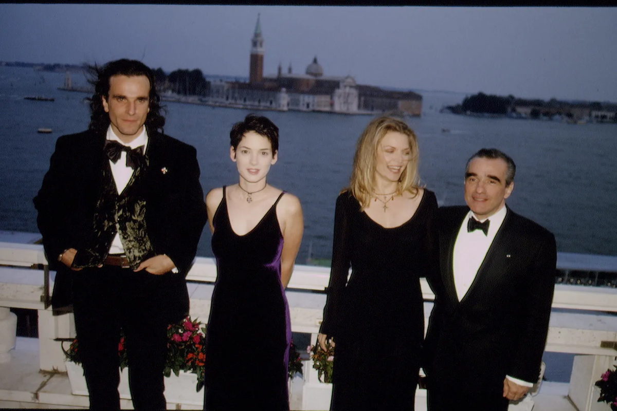 Daniel Day-Lewis, Winona Ryder, Michelle Pfeiffer i Martin Scorsese w 1993 roku
