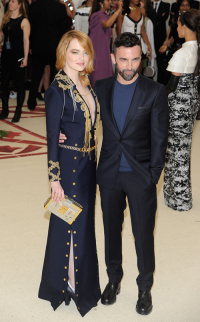 Emma Stone i Nicholas Ghesquiere, Rabbani and Solimene Photography, Getty Images