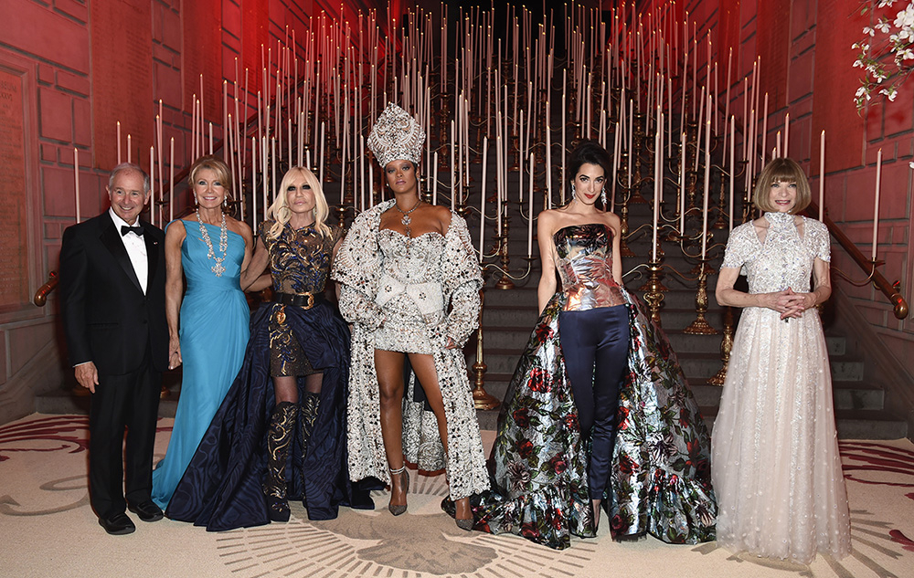 Stephen A. Schwarzman, Christine Schwarzman, Donatella Versace, Rihanna, Amal Clooney, Anna Wintour, Dimitrios Kambouris/MG18, Getty Images