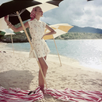 Vogue, 1954 r., Roger Prigent/Getty Images