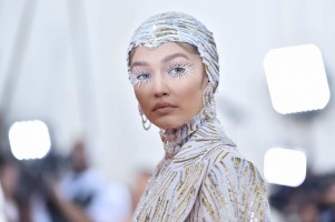  Gigi Hadid na Met Gali, czerwiec 2019., (Fot. Getty Images)