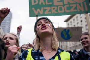 Młodzieżowy Strajk Klimatyczny, Warszawa październik 2019., (Fot. Getty Images)