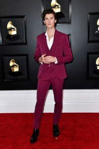 Shawn Mendes w garniturze Louis Vuitton, Fot. Getty Images