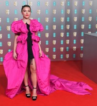 Florence Pugh w sukni Driesa van Notena, fot. David Fisher/BAFTA/Shutterstock