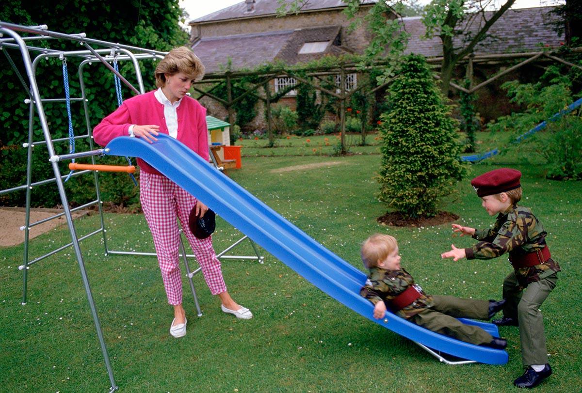 Księżna Diana z synami, (Fot. Tim Graham Photo Library via Getty Images)