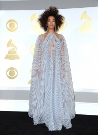 W sukni Iris van Herpen na rozdaniu nagród Grammy, 2017 rok, Fot. Jason LaVeris/FilmMagic