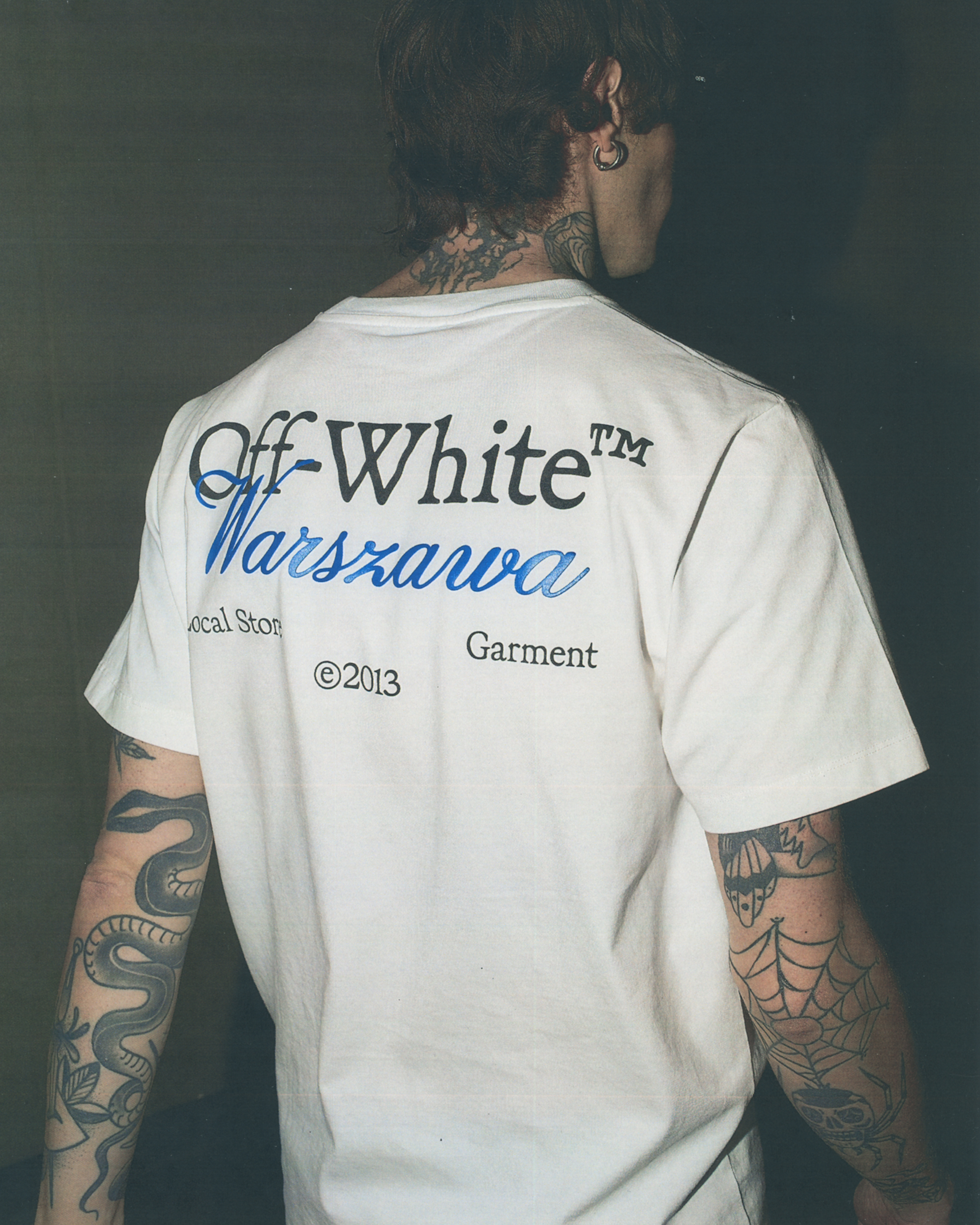 T-shirt z napisem „Warszawa” marki Off-White powstał specjalnie dla Vitkaca (Fot. Materiały prasowe)