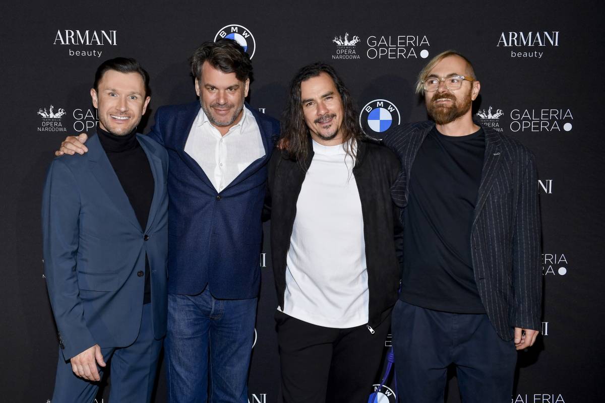 Kacper Studencki – dyrektor marketingu BMW, Michael Hansmeyer – artysta i bohater 3. edycji BMW Art Club, Robin McNicholas – dyrektor kreatywny Marshmallow Laser Feast i bohater 4. edycji BMW Art Club, Stach Szabłowski - kurator BMW Art Club. Przyszłość to sztuka, fot. BMW Art Club. „Evolver” w GaleriiI Opera, Teatr Wielki - Opera Narodowa