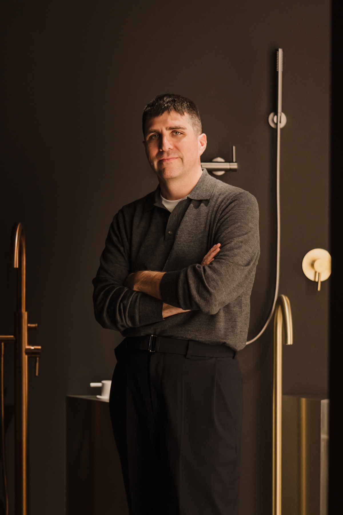 David Basulto, założyciel ArchDaily, odwiedził stoisko polskiej marki Omnires, by z jej przedstawicielami porozmawiać o trendach w designie.