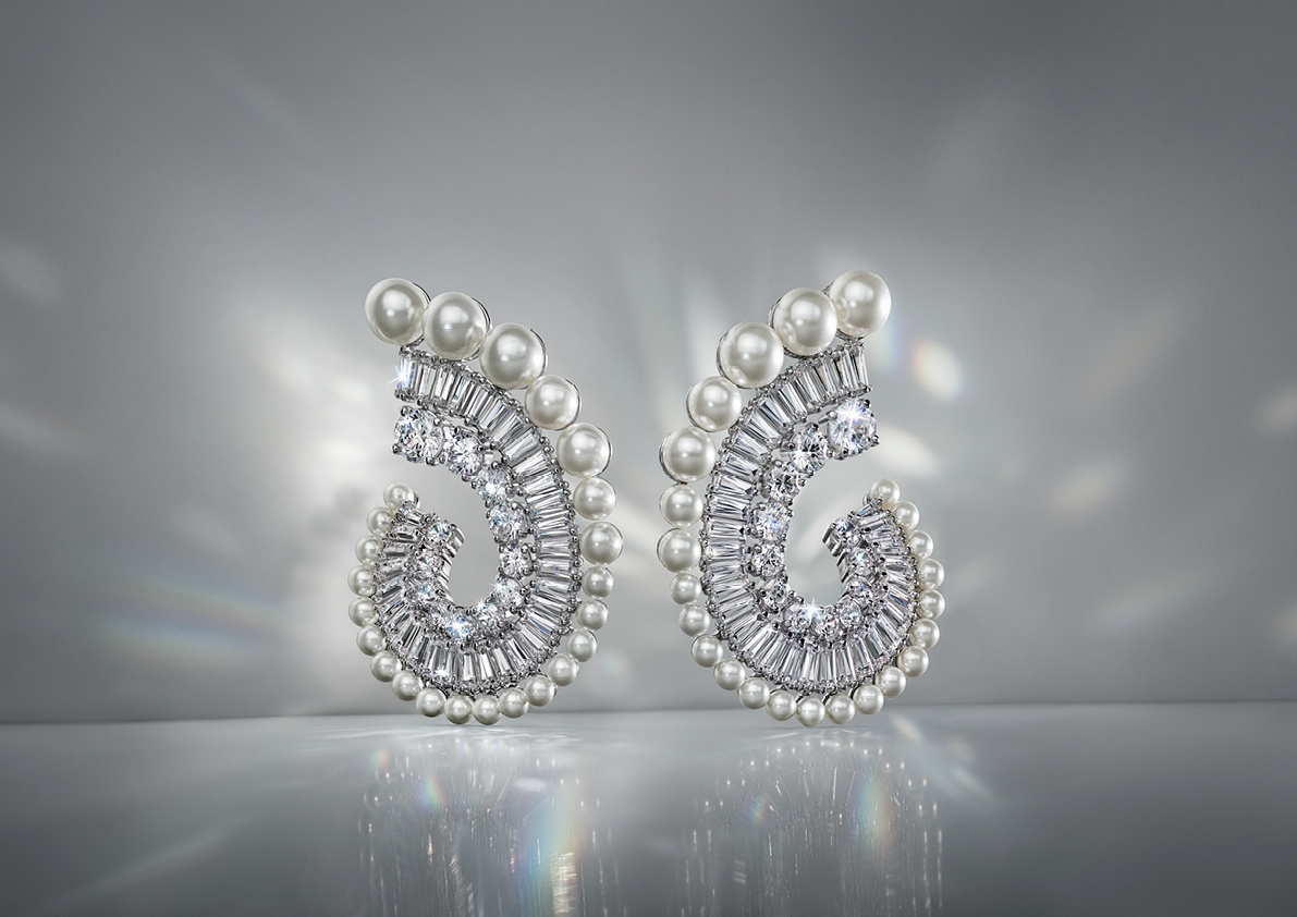 Kolekcja kapsułowa Ariana Grande x Swarovski.
