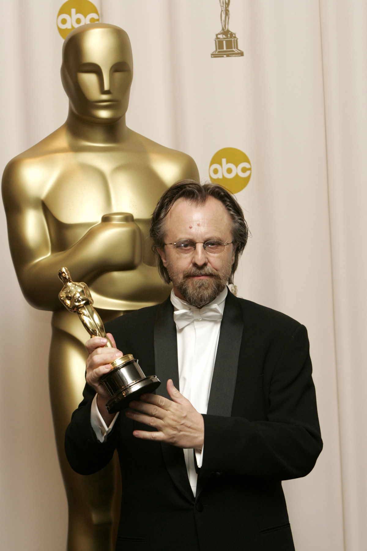 Ceniony polski kompozytor muzyki filmowej, laureat Oscara, Jan A.P. Kaczmarek, zmarł w wieku 71 lat, po długiej i ciężkiej chorobie.