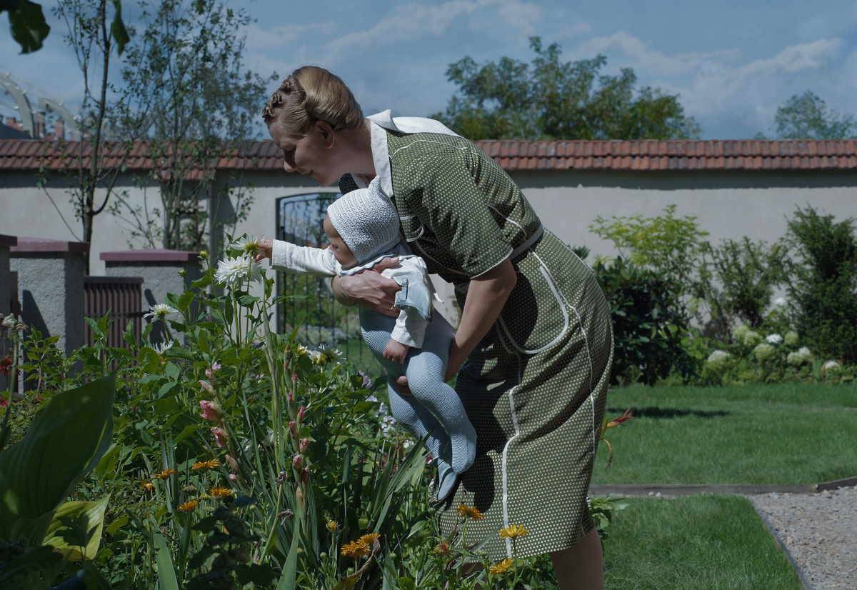 Operator Łukasz Żal nominowany do nagrody BAFTA. Kadr z filmu „Strefa interesów”. 