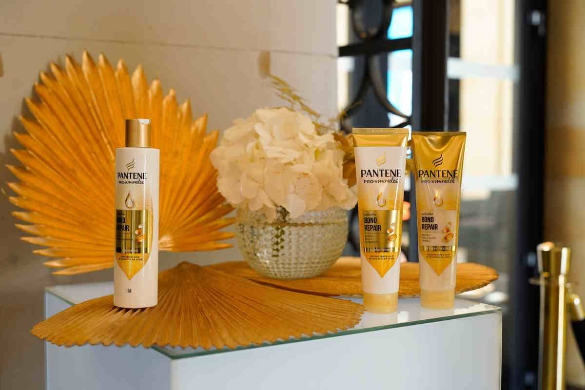 Marka kosmetyków do włosów Pantene Pro-V przedstawia kolekcję Miracles, w której skład wchodzą cztery linie produktowe idealne na lato.