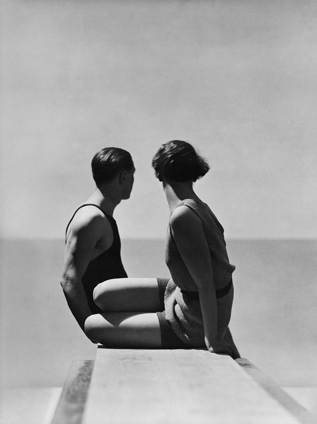 George Hoyningen-Huene, „Divers, Swimwear by A. J. Izod”, 1930 / (© George Hoyningen-Huene Estate Archives / JAEGER ART)