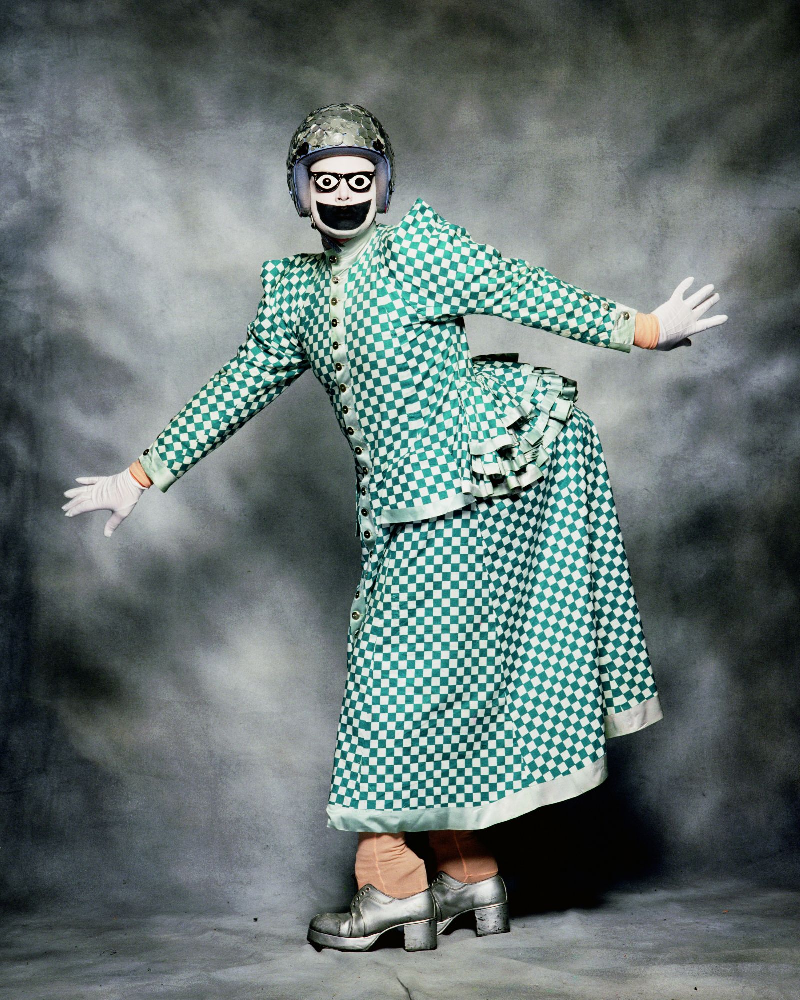 3. Fergus Greer Session 4, Look 17, August 1991 © Fergus Greer. Courtesy The Michael Hoppen Gallery.