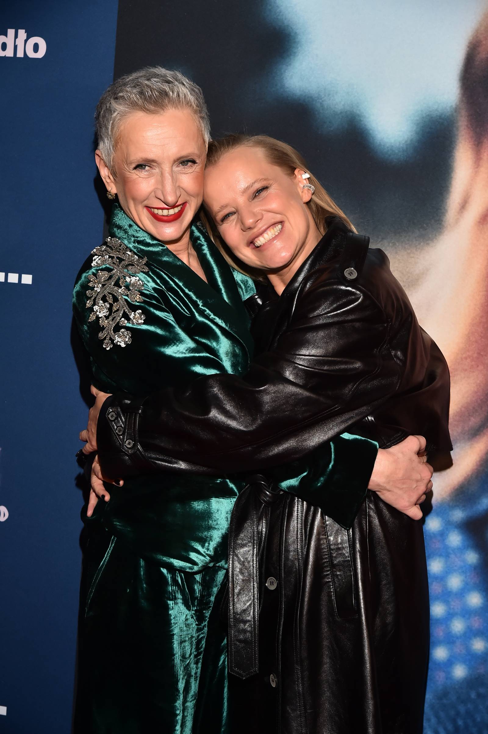 Małgorzata Hajewska-Krzysztofik i Joanna Kulig na premierze filmu „Kobieta z…” (Fot. East News)