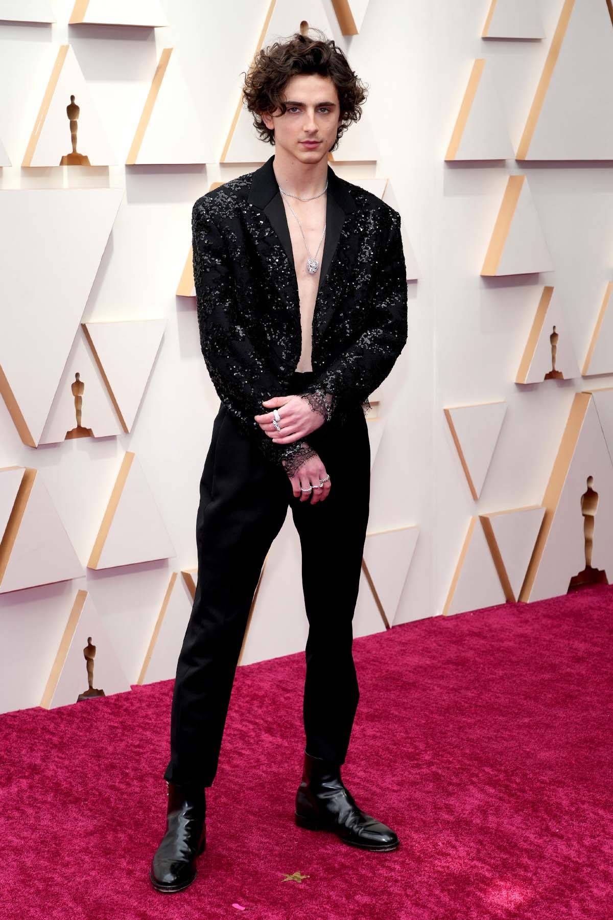 Timothée Chalamet podczas gali rozdania Oscarów w 2022 roku (Fot. Getty Images)