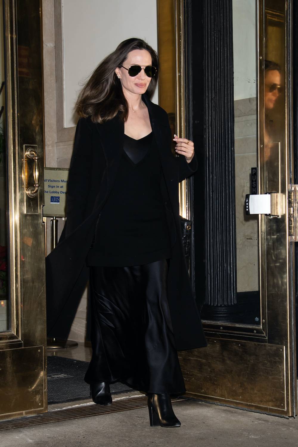 W szafie Angeliny Jolie najwięcej jest czarnych ubrań (Fot. Getty Images)