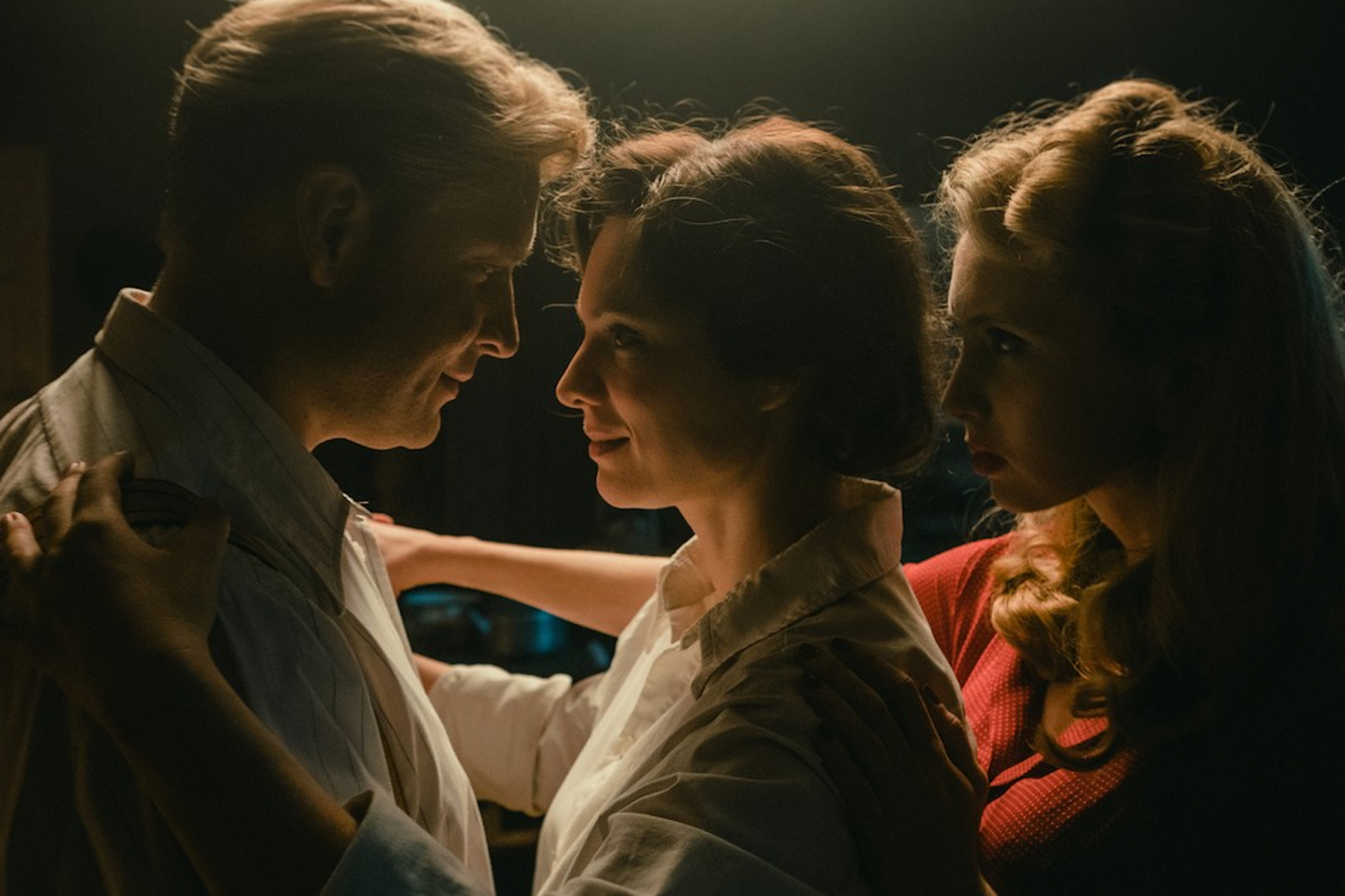 Scena z polskiego filmu „Sztuka kochania” z Magdaleną Boczarską w roli głównej, z intensywną interakcją między postaciami.