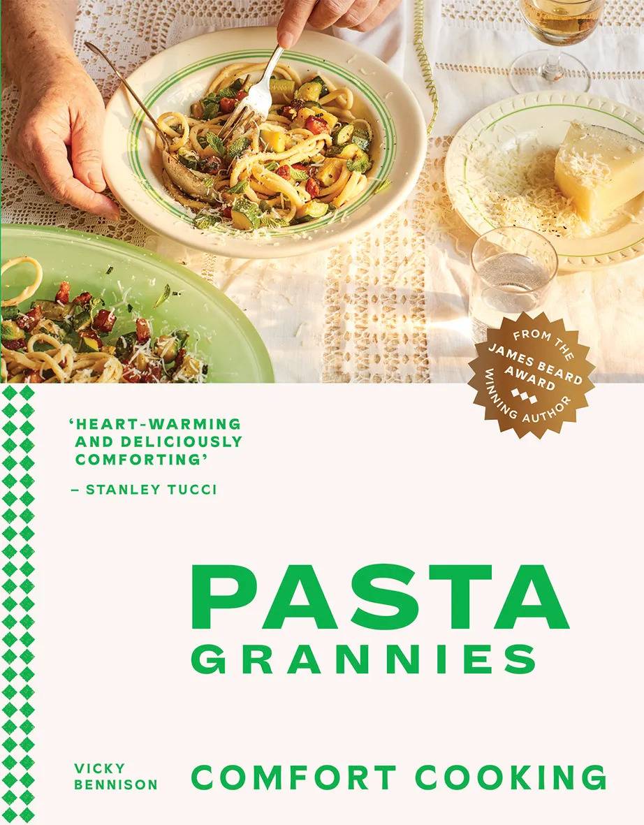 Książka kucharska „Pasta Grannies” szybko stała się bestsellerem (Fot. Materiały prasowe)