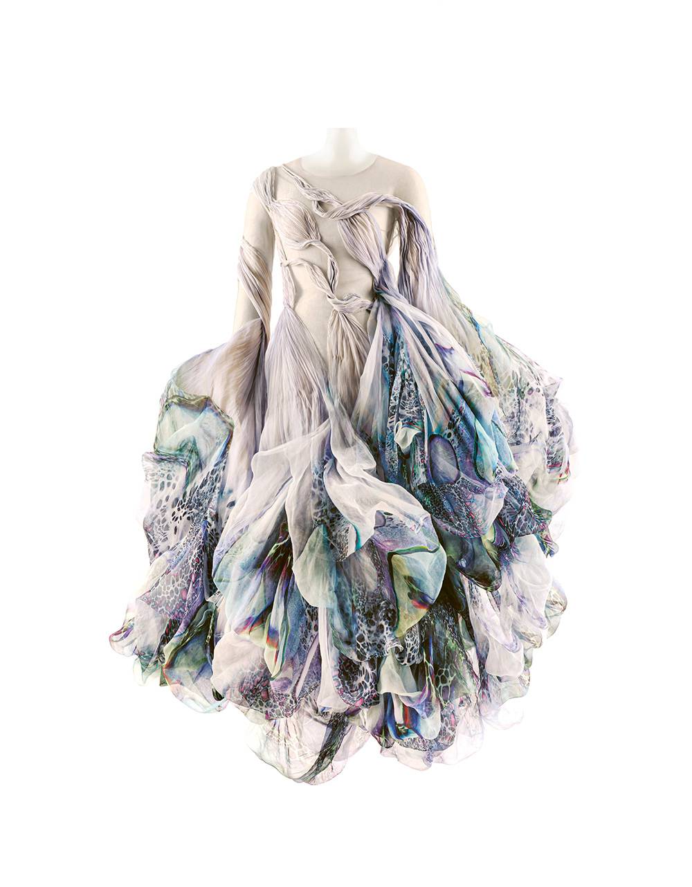 Suknia „Physalia” projektu  Iris van Herpen, wiosna-lato 2020 haute couture; Dar 2024. Fot. © Nick Knight, 2024. Dzięki uprzejmości The Metropolitan Museum of Art. 