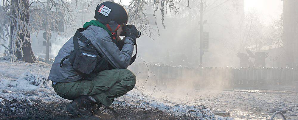 Zdjęcie Agaty Grzybowskiej zrobione w styczniu 2014 roku podczas rewolucji na Kijowskim Majdanie, Fot. Igor Gilbo