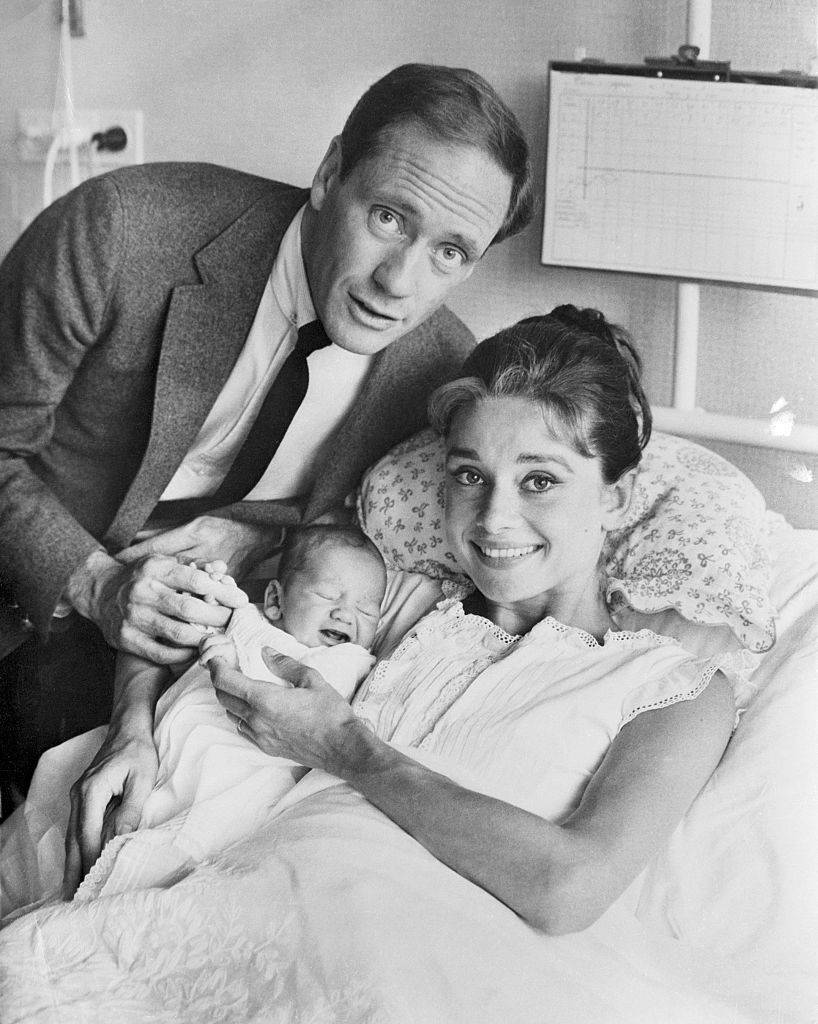 Audrey Hepburn z mężem, aktorem Melem Ferrerem, oraz synkiem Seanem, 1960 r., Fot. Getty Images