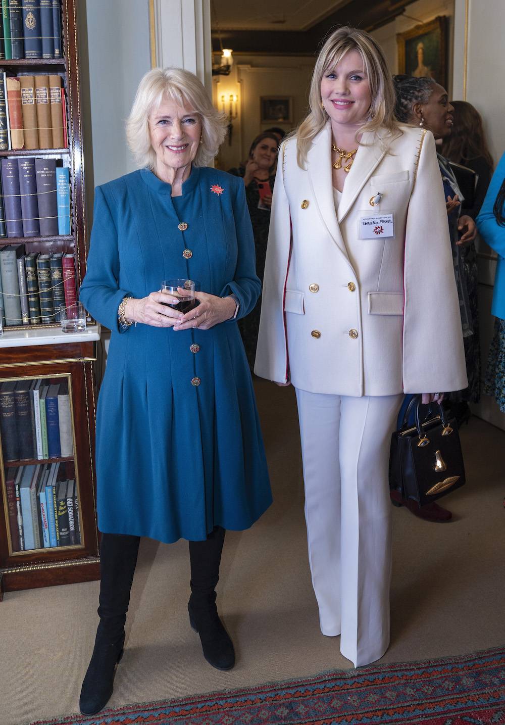 Księżna Camilla i Emerald Fennell (Fot. Getty Images)