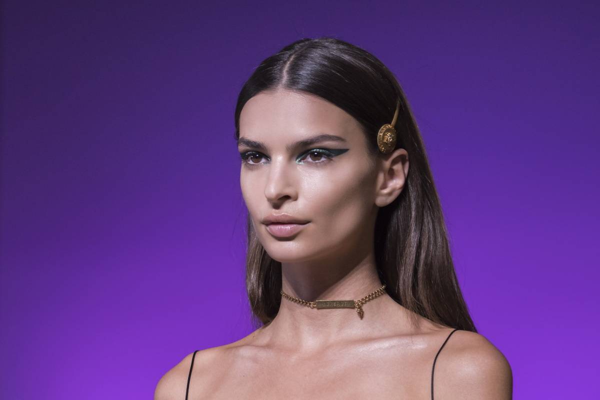 Emily Ratajkowski rezygnuje z aktorstwa przez mizoginię w Hollywood. Modelka i aktorka Emily Ratajkowski w wywiadzie przeprowadzonym przez Amy Kaufman dla „Los Angeles Times” zdradziła, dlaczego zrezygnowała z aktorstwa.